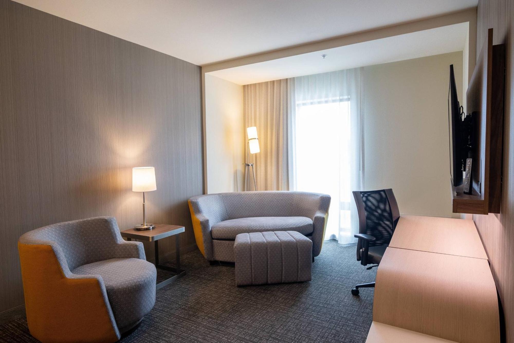 Courtyard By Marriott カータースビル エクステリア 写真