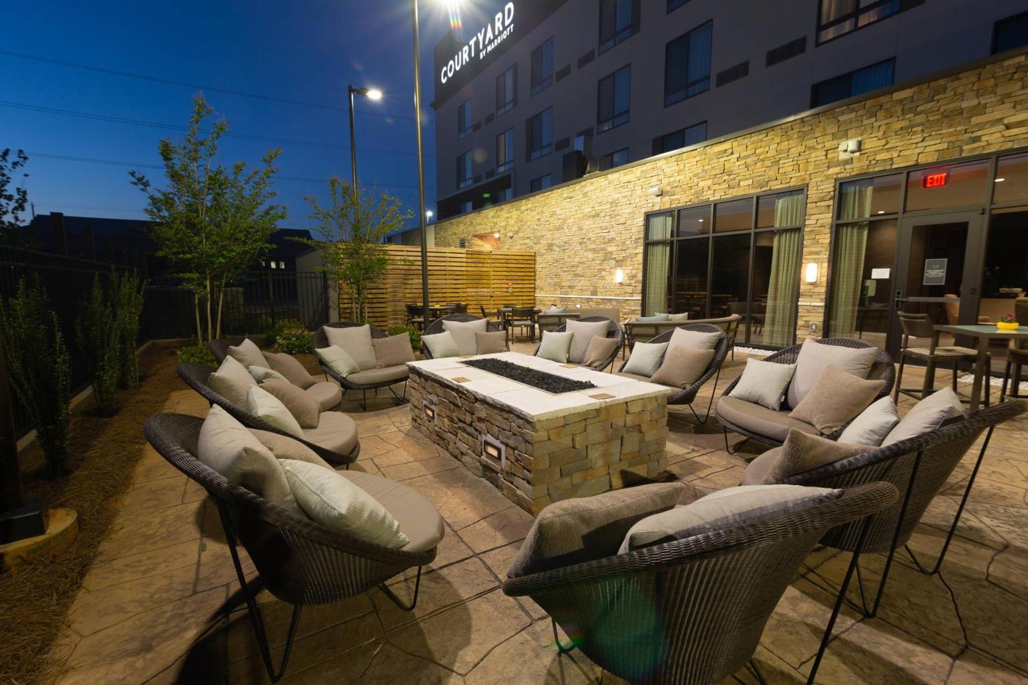 Courtyard By Marriott カータースビル エクステリア 写真